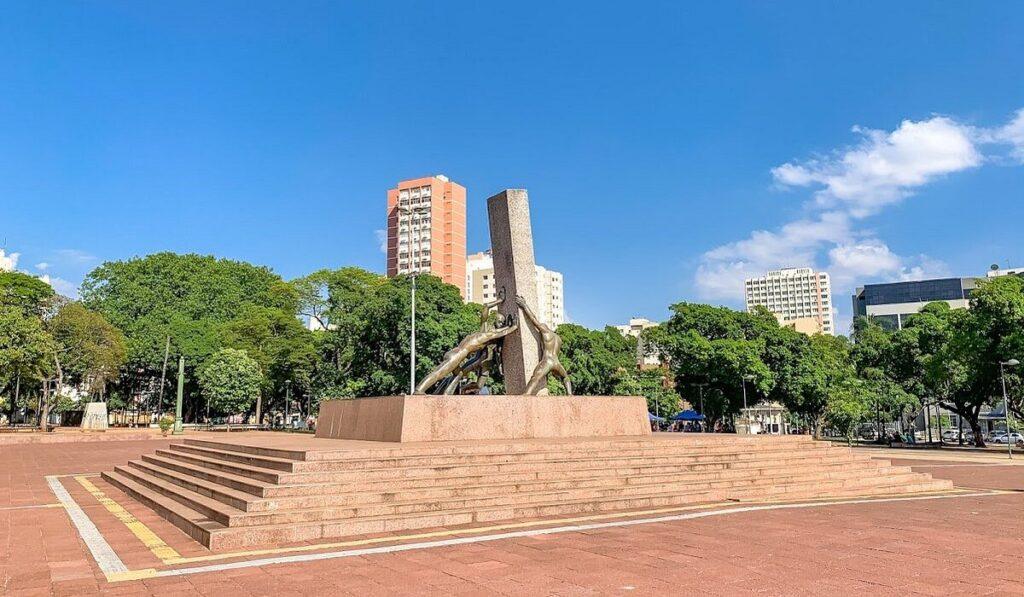 praca-civica-Goiania